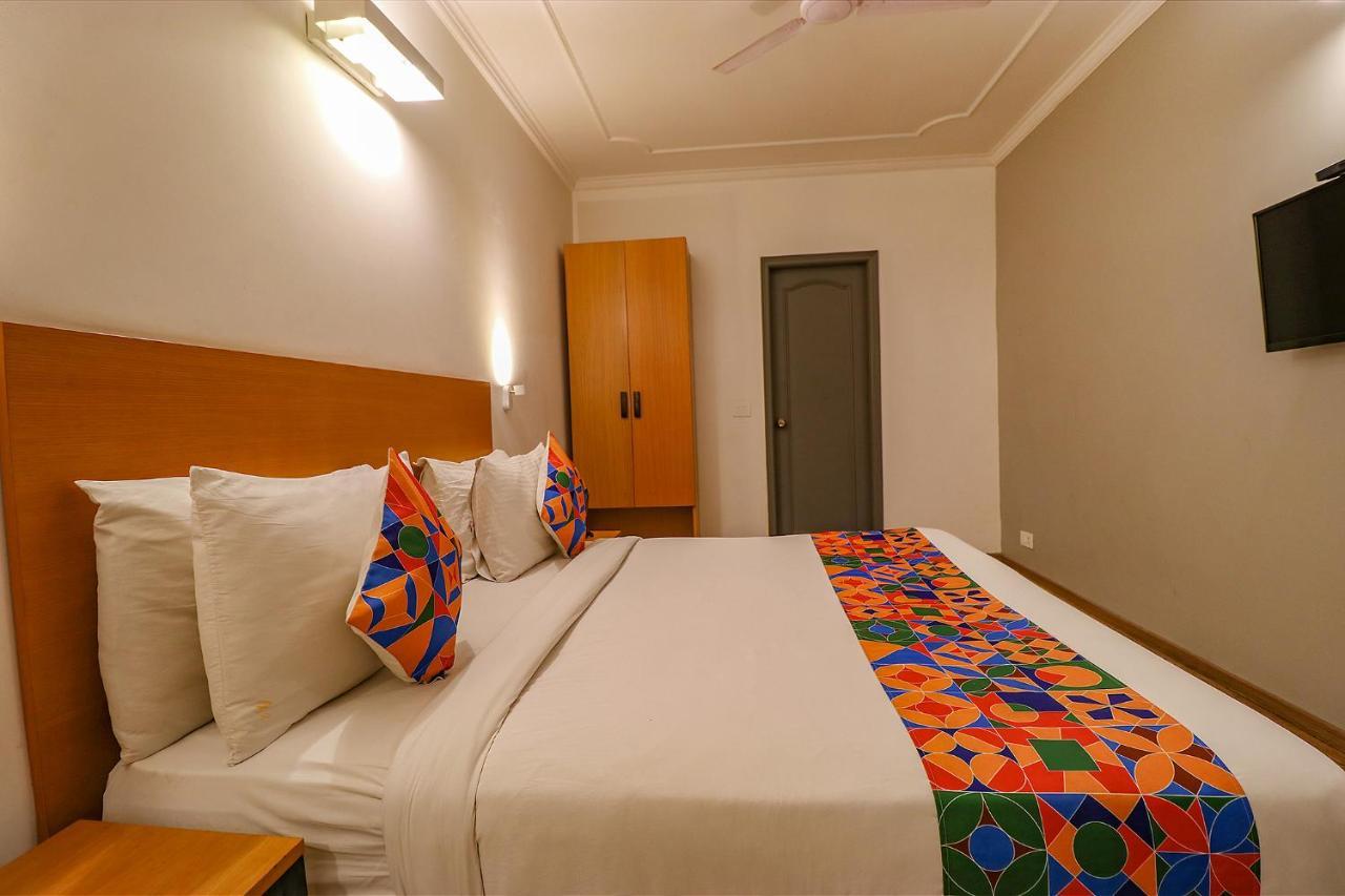 Fabhotel Lord Inn New Delhi Exterior foto