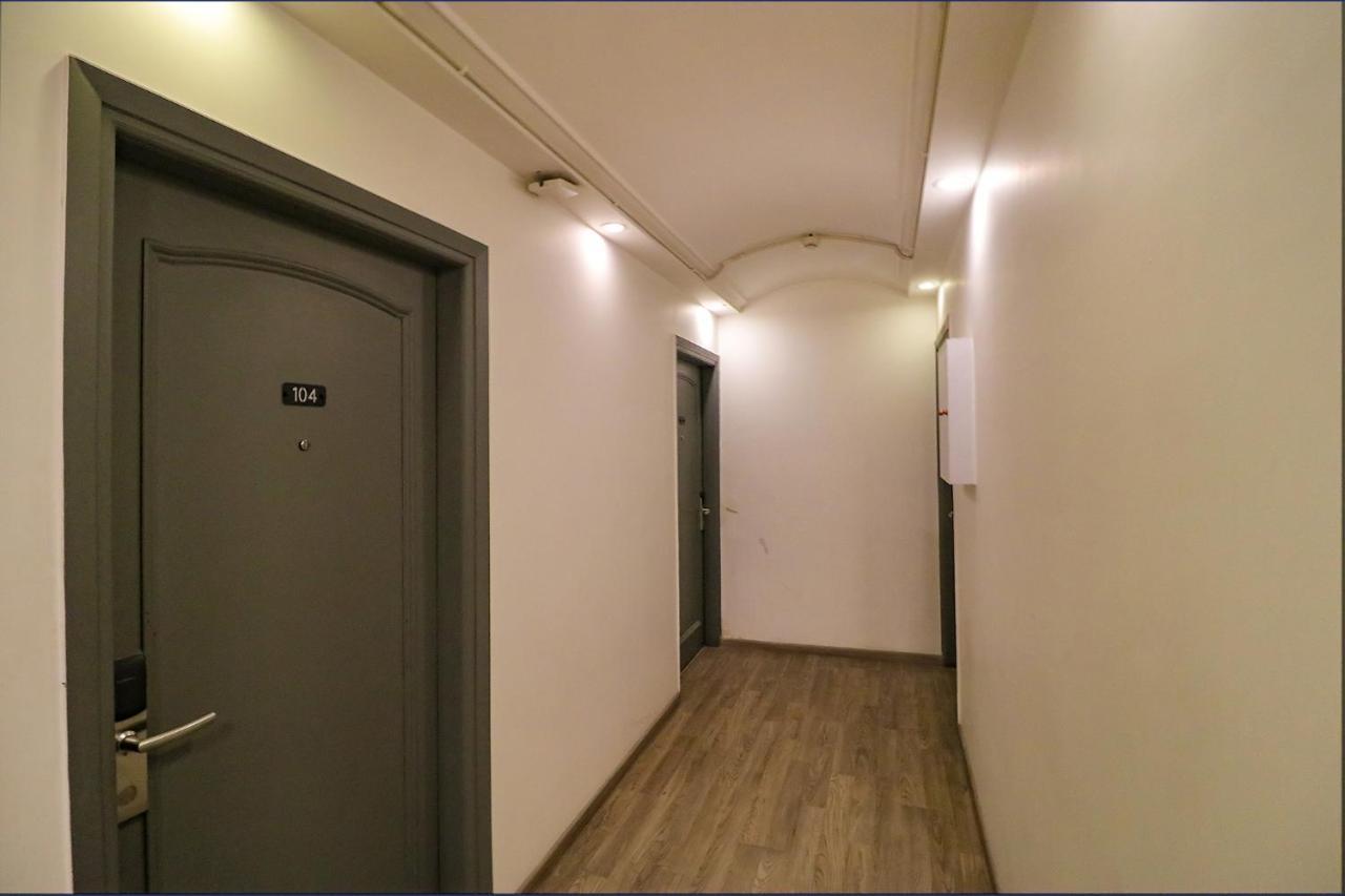 Fabhotel Lord Inn New Delhi Exterior foto