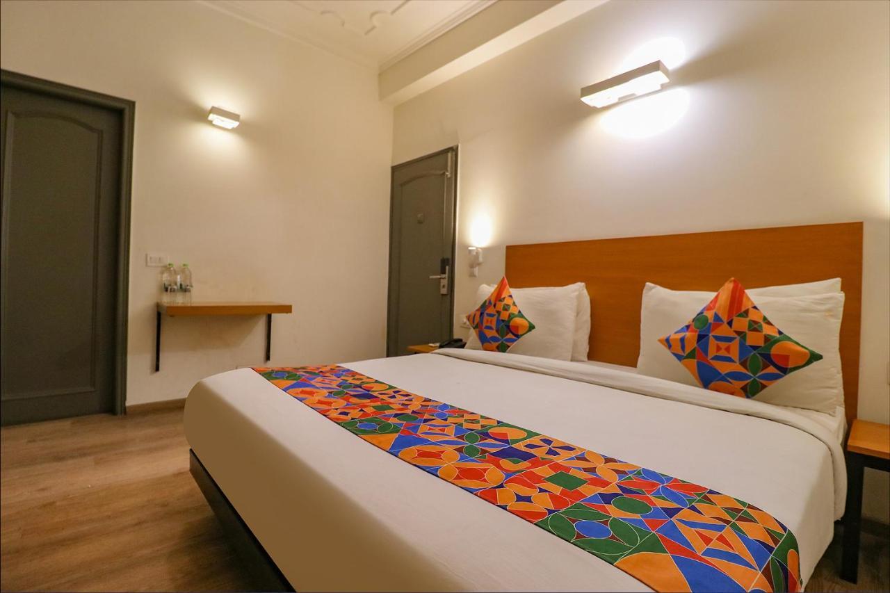 Fabhotel Lord Inn New Delhi Exterior foto