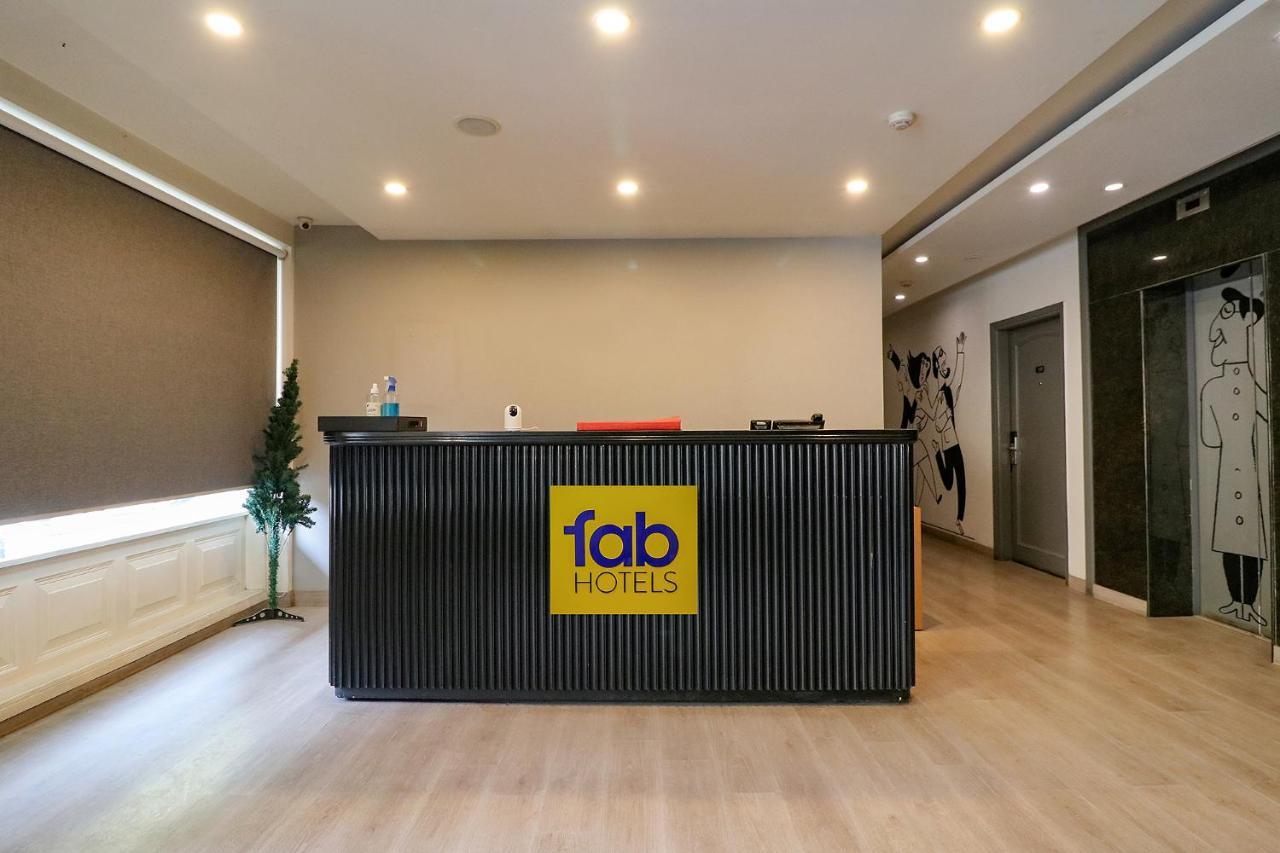 Fabhotel Lord Inn New Delhi Exterior foto